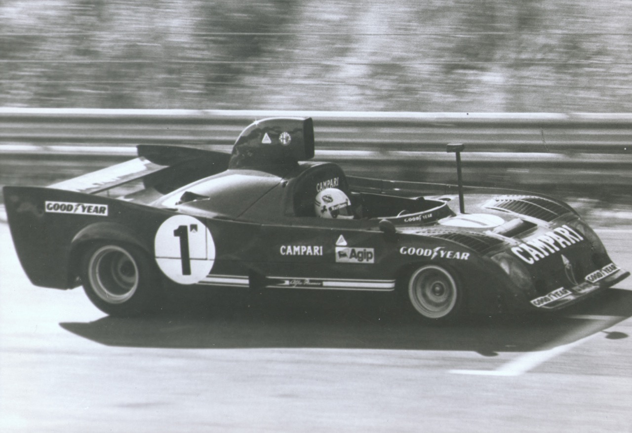 The Alfa Romeo 33TT12 racing